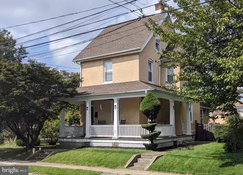 413 Columbia Ave, Lansdale, PA 19446