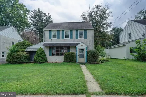 220 S Wayne Ave, Hatfield, PA 19440