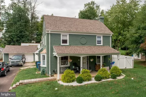 540 Baeder Rd, Jenkintown, PA 19046