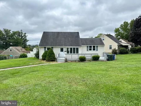 2658 Columbia Ave, Willow Grove, PA 19090