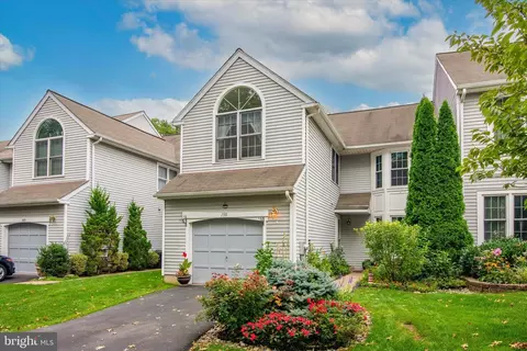 150 Kent Cir, Ambler, PA 19002