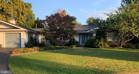 1550 Cooper Dr, Ambler, PA 19002