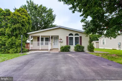 641 Mimosa Ct, Red Hill, PA 18076
