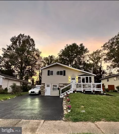 1544 Lindbergh Ave, Abington, PA 19001