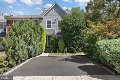 2457 Norrington Dr, Eagleville, PA 19403