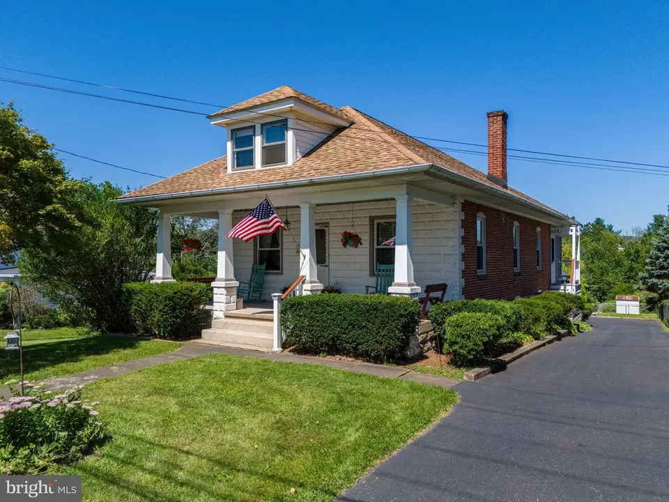  2753 E High St, Pottstown, PA 19464 photo 1