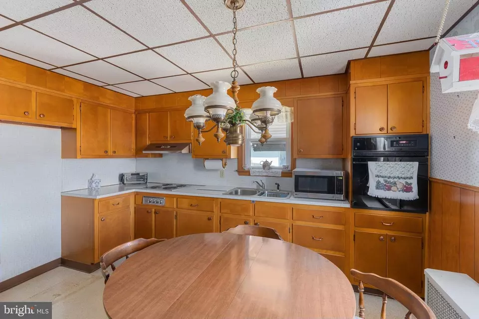  2753 E High St, Pottstown, PA 19464 photo 16