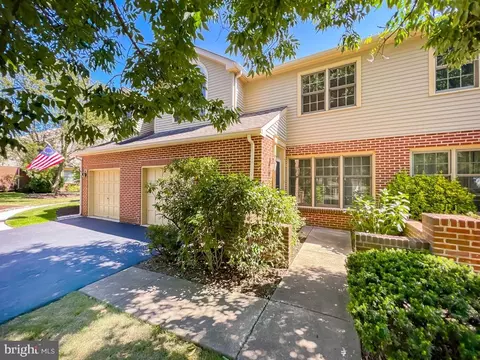 307 Bangor Ln, Ambler, PA 19002