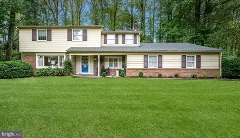 1424 Rhoades Dr, Huntingdon Valley, PA 19006