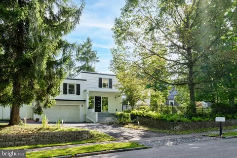 315 Gypsy Ln, Wynnewood, PA 19096