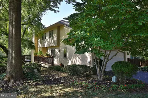 355 River Birch Cir #355, Elkins Park, PA 19027