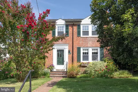 123 Erdenheim Rd, Glenside, PA 19038