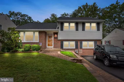 514 Inman Ter, Willow Grove, PA 19090