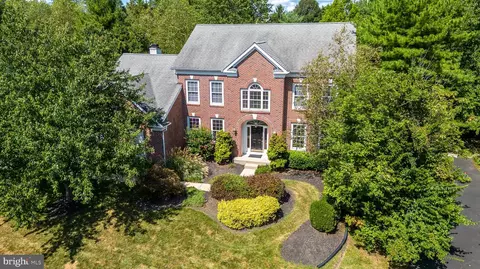 1043 Glendevon Dr, Ambler, PA 19002