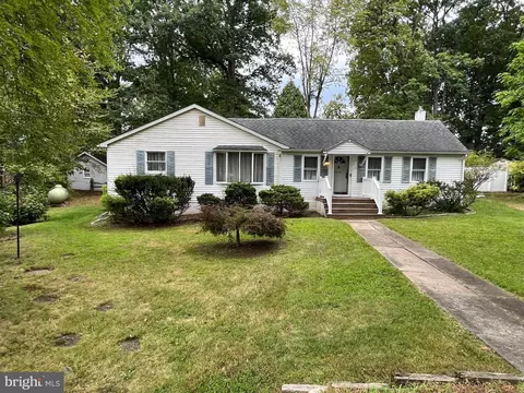 122 Towamencin Ave, Hatfield, PA 19440