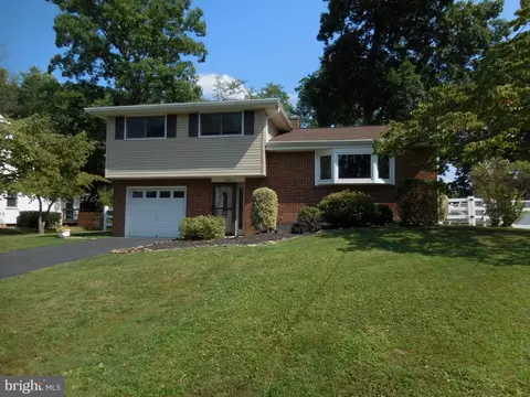 3120 Plymouth Rock Rd, Plymouth Meeting, PA 19462