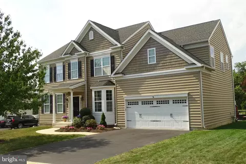 375 Meadow Ln, Telford, PA 18969