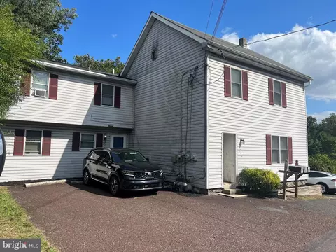 3206 Sumneytown Pike, Green Lane, PA 18054
