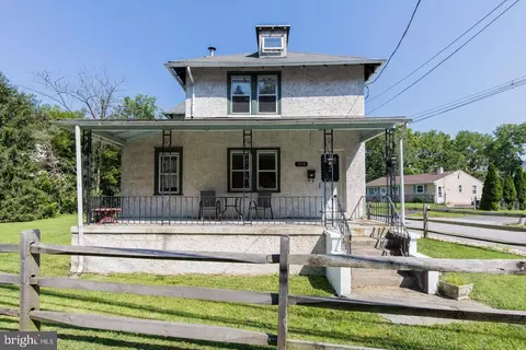 1018 Wissahickon Ave, Blue Bell, PA 19422
