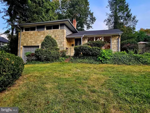7919 Rodgers Rd, Elkins Park, PA 19027