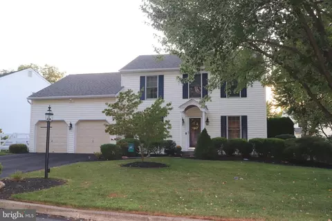 199 Abbey Dr, Royersford, PA 19468
