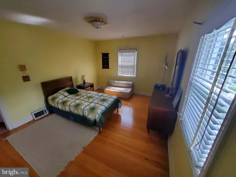 40 Johns Rd, Cheltenham, PA 19012 photo 4