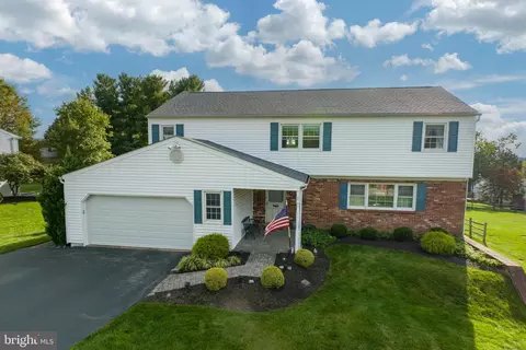 3122 Middle School Dr, Audubon, PA 19403