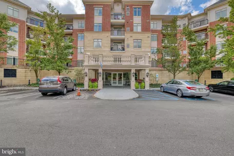 527 Carson Ter, Huntingdon Valley, PA 19006