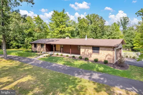 2136 Old Skippack Rd, Harleysville, PA 19438