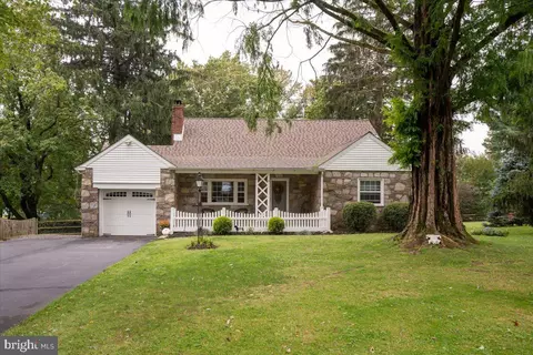 1110 Vilsmeier Rd, Lansdale, PA 19446