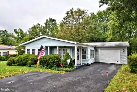 173 Deerfield Dr, Souderton, PA 18964