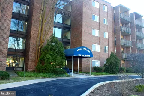 1570 The Fairway #203E, Jenkintown, PA 19046
