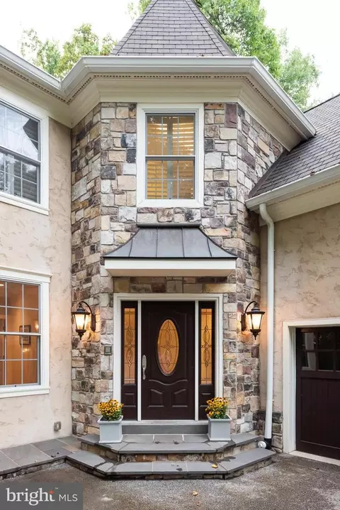 475 Fletcher Rd, Wayne, PA 19087 photo 2