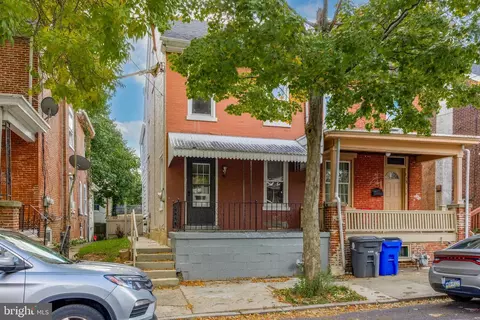 40 E 2nd St, Pottstown, PA 19464
