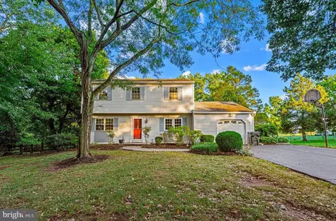 1073 Maykut Ave, Collegeville, PA 19426