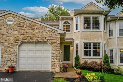 1821 Hood Ln, Ambler, PA 19002
