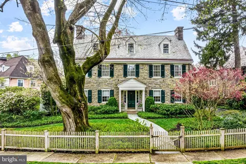 7600 Pine Rd, Wyndmoor, PA 19038