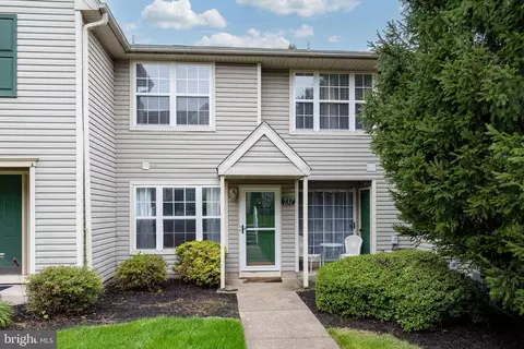 732 Gilbert Pl #603, Collegeville, PA 19426