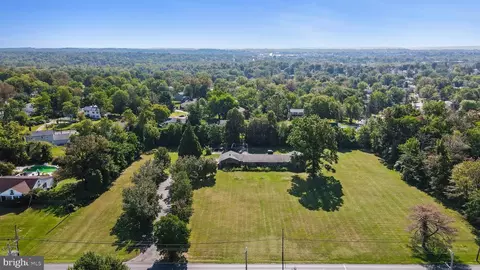 3022 Whitehall Rd, Norristown, PA 19403