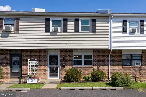 414 Seminary St, Pennsburg, PA 18073