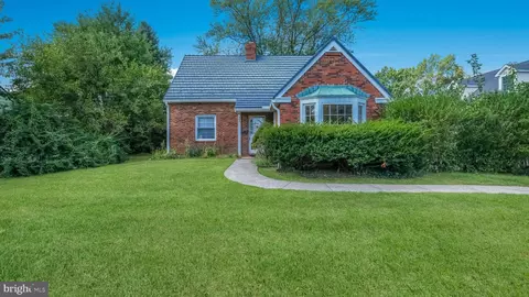 504 Crestview Rd, Lansdale, PA 19446