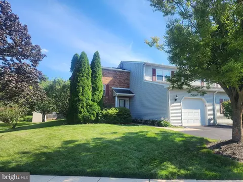 155 Stayman Dr, North Wales, PA 19454