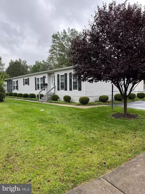 779 Aspen Cir, Red Hill, PA 18076