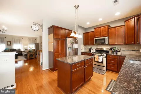 15 Rosy Ridge Ct, Telford, PA 18969