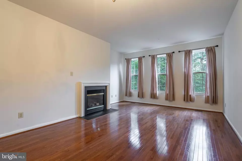  202 Picket Post Ct, Fort Washington, PA 19034 photo 3