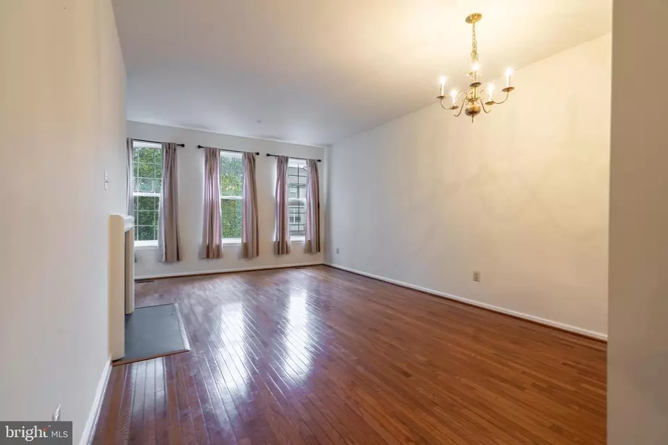  202 Picket Post Ct, Fort Washington, PA 19034 photo 5