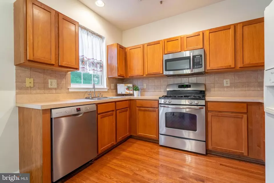  202 Picket Post Ct, Fort Washington, PA 19034 photo 6