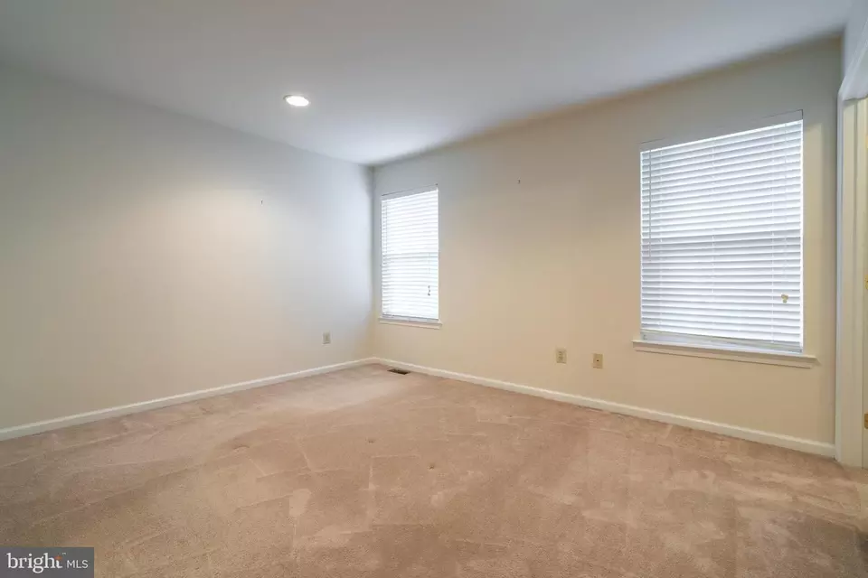  202 Picket Post Ct, Fort Washington, PA 19034 photo 38
