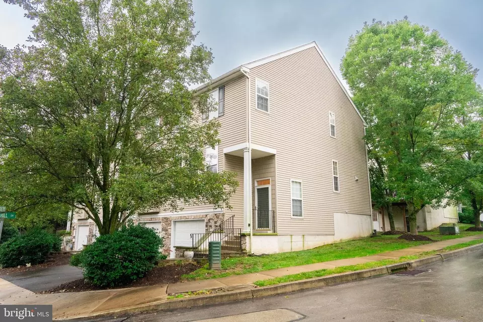  202 Picket Post Ct, Fort Washington, PA 19034 photo 27