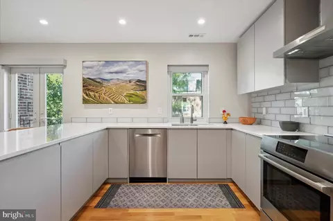 237 W Montgomery Ave #3-E, Haverford, PA 19041